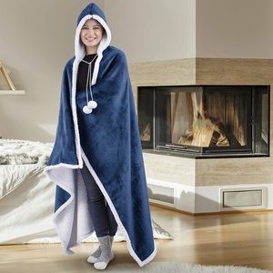 ⚡️2/$55~Home Maison Snuggle Hooded Wearable Throw Blanket~One size